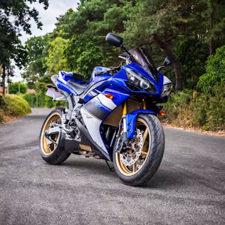 Yamaha R1 11.08.26